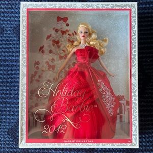 NWT 2012 Holiday Edition Barbie
